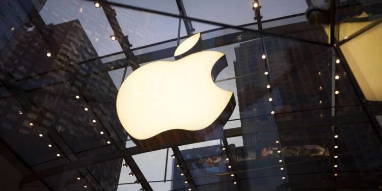 अ‍ॅपलचे भारतातील पहिले रिटेल स्टोअर मुंबईत….