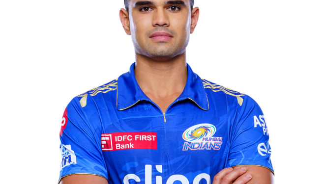 अर्जुन तेंडुलकरचे IPL मध्ये पदार्पण…. कोलकात्याविरोधात अर्जुन उतरला मैदानात….