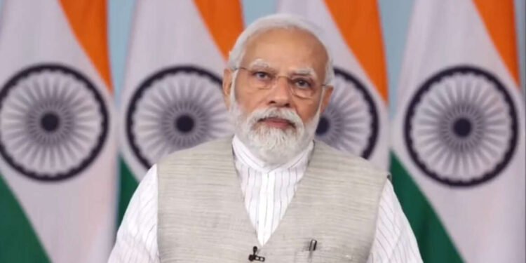 गुजरातमध्ये SWAGAT उपक्रमाला 20 वर्षे पूर्ण झाल्यानिमित्त आयोजित कार्यक्रमात पंतप्रधान नरेंद्र मोदी…..