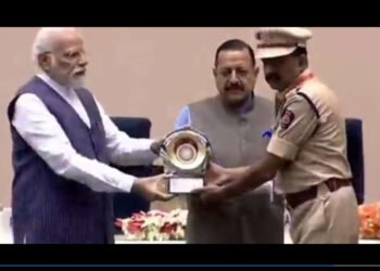 सोलापूर पोलिसांनी राबवलेल्या ‘ऑपरेशन परिवर्तन’ चा पंतप्रधानांकडून सन्मान..!