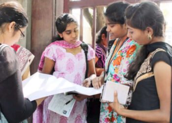 हॉल तिकीटावर आजची तारीख अन् परीक्षा कालच झाली! नाशिकमधील धक्कादायक प्रकार….