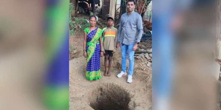 पालघर:- आईचे कष्ट बघून काळीज तुटलं, मध्ये नववीच्या मुलाने घराबाहेर खोदली विहीर….