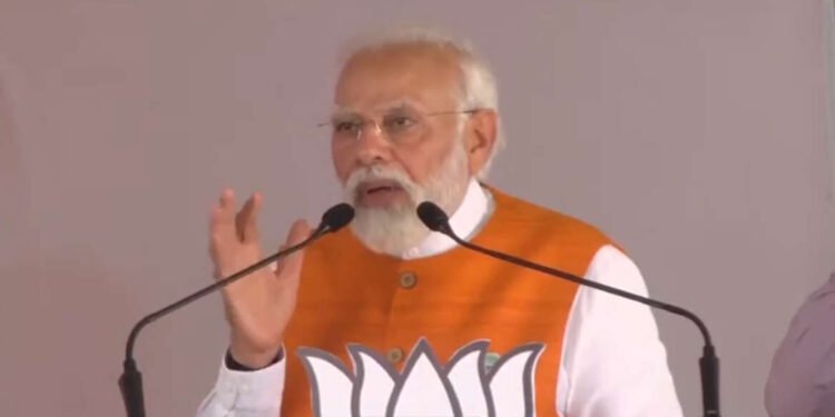 पंतप्रधान नरेंद्र मोदी यांची बेल्लारी येथील सभा