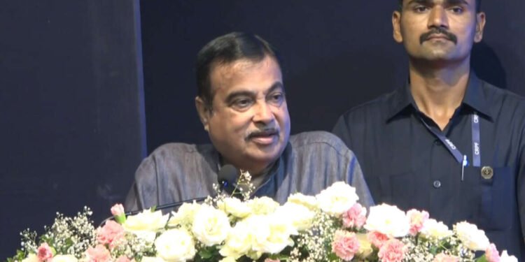 सूर्योदय फाऊंडेशन, मुंबई आयोजित ‘गिफ्टिंग ऑफ साउंड’ (श्रवणयंत्र) कार्यक्रमाचे उद्घाटन….