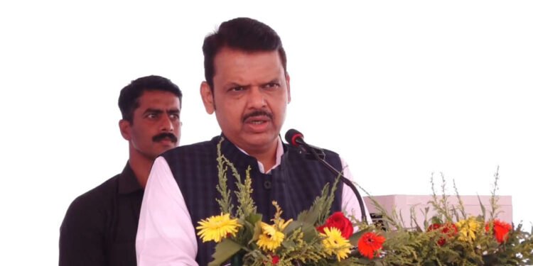 LIVE | पोलीस अधिकारी / कर्मचारी यांच्याकरीता शासकीय निवासस्थान उदघाटन व पाहणी….