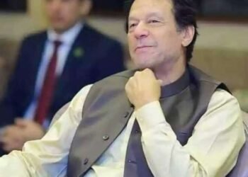 पाकिस्तानचे माजी पंतप्रधान इम्रान खान यांना भ्रष्टाचाराच्या आरोपाखाली अटक….