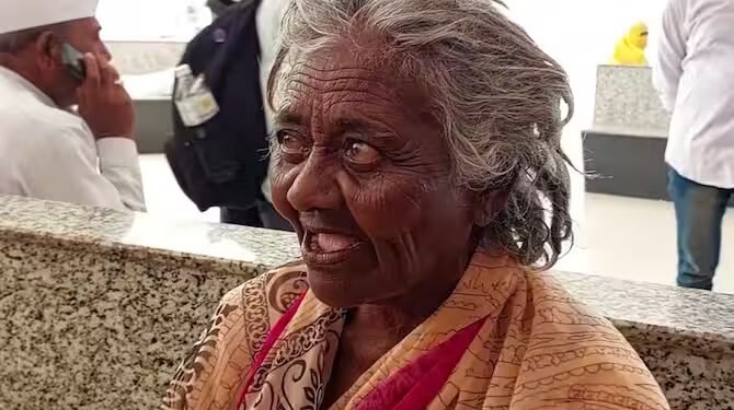 सौंदर्यानं तमाशा रसिकांना घायाळ केलं, टाळ्या अन् शिट्या, आता लावणीसम्राज्ञीवर भीक मागण्याची वेळ….