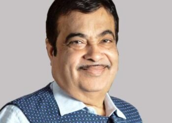 द इन्स्टिट्यूट ऑफ चार्टर्ड अकाउंटंट्स ऑफ इंडिया, नागपूर आयोजित CA विद्यार्थी परिषदेला संबोधित करताना….