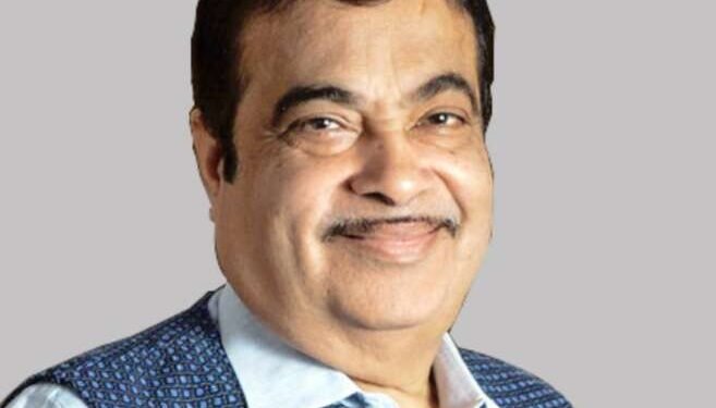 द इन्स्टिट्यूट ऑफ चार्टर्ड अकाउंटंट्स ऑफ इंडिया, नागपूर आयोजित CA विद्यार्थी परिषदेला संबोधित करताना….