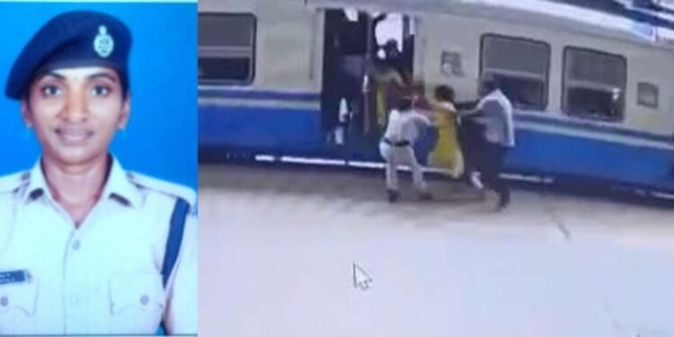 सिकंदराबाद, तेलंगणा: एका आरपीएफ (रेल्वे संरक्षण दल) महिला कॉन्स्टेबलने एका महिला प्रवाशाचे प्राण वाचवले…..