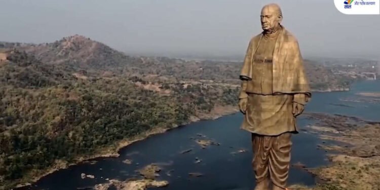 देशाच्या पायाभूत सुविधा झपाट्याने प्रगतीच्या मार्गावर !