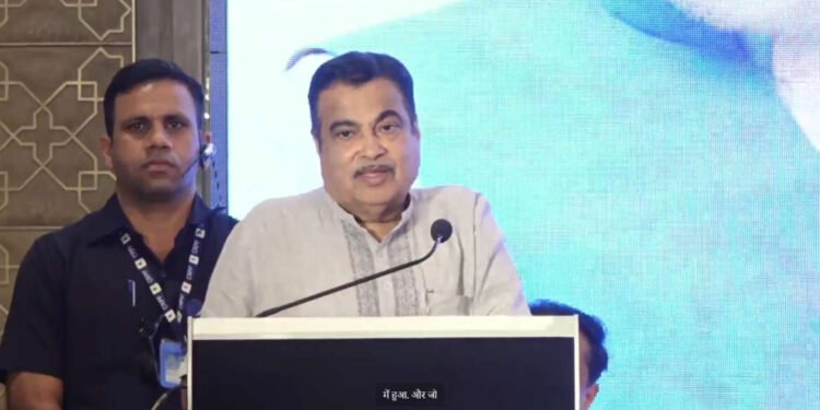 मुंबई :- भाजप सरकारच्या 9 वर्षांच्या यशाबद्दल जाहीर सभेला संबोधित करताना – नितीन गडकरी