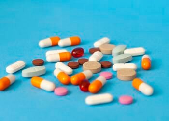 धोकादायक 14 फिक्स्ड-डोस कॉम्बिनेशन औषधांवर बंदी !