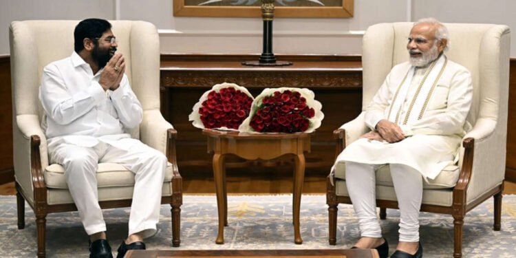 एकनाथ शिंदेंच्या ट्विटला रिप्लाय देत PM मोदींकडून तोंडभरुन कौतुक…..