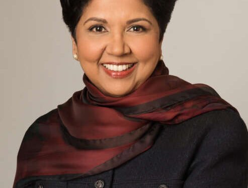 फोर्ब्सच्या श्रीमंत महिलांच्या यादीतील या भारतीय महिलेचा जीवनप्रवास एका नक्की वाचा….