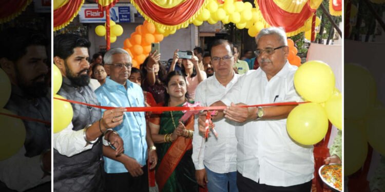 पेठे फूड्सची दर्जेदार चव आता सांगलीकराना चाखायला मिळणार; पेठे फूड्स यांच्या १० व्या शॉपीचे सांगली येथे उद्घाटन.