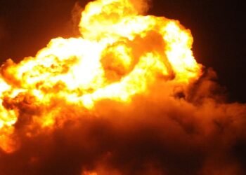 सोलापूर :- MIDC परिसरातील रूपम टेक्स्टाईल मध्ये सिलेंडरचा स्फोट – तिघांचा होरफळून मृत्यू ….