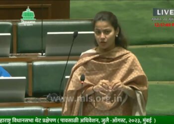 आमदार प्रणिती शिंदे यांनी अधिवेशनामध्ये सिटीस्कॅन मशीनचा प्रश्न मांडला….
