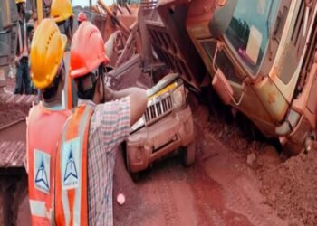 गडचिरोली : सुरजागड पहाडावरील अपघातातात तीन ठार….