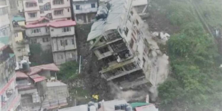 हिमाचलप्रदेशात नैसर्गिक आपत्तीमुळे 8014.61 कोटींचे नुकसान