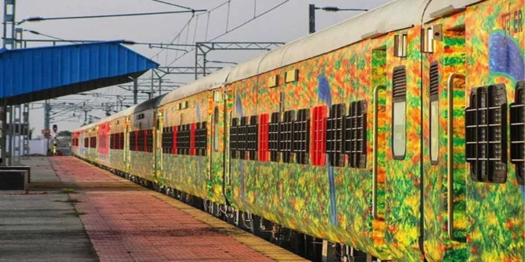 हमसफर, दुरांतो एक्सप्रेसमध्ये कायमस्वरूपी विस्तार