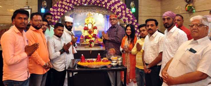 पावसाकरिता मनसे कडून श्री झुलेलाल देवाला साकडे