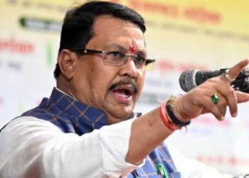 विधानसभेच्या विरोधी पक्षनेतेपदी विजय वडेट्टीवार !