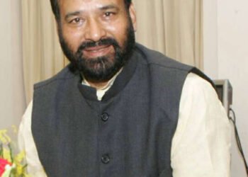 महाविद्यालय व विद्यापीठ कर्मचाऱ्यांचे राष्ट्रीय नेते डॉ. RB सिंह शनिवारी सोलापूरात….