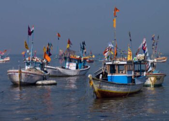 सागरी क्षेत्रामध्ये परंपरागत पद्धतीने मासेमारी साधनांवर अर्थसहाय्य योजना