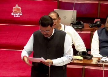 अंतिम आठवडा प्रस्तावावर देवेंद्र फडणवीस – विधानपरिषदेत उत्तर..