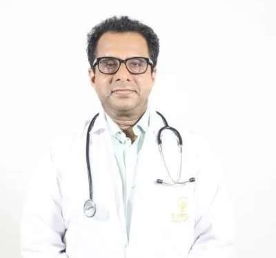 छाती व श्वसनरोग विभागप्रमुखांना हार्ट अटॅक; २५ नामवंत डॉक्टर समोर, पण कोणीही वाचवू शकलं नाही!