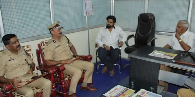 ग्रेट भेट महाराष्ट्र पोलीस महासंचालक (फोर्स वन चीफ ) कृष्णप्रकाशजी यांची तरुण भारत कार्यालयास भेट…..