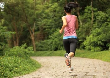 नाशिक शिवसेना  महानगरप्रमुखांच्या संकल्पनेतून जॉगिंग ट्रॅकचे लोकार्पण