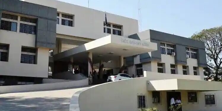 नाशिक : न्यायासाठी भावंडांचा स्वातंत्र्यदिनी आत्मदहनाचा प्रयत्न