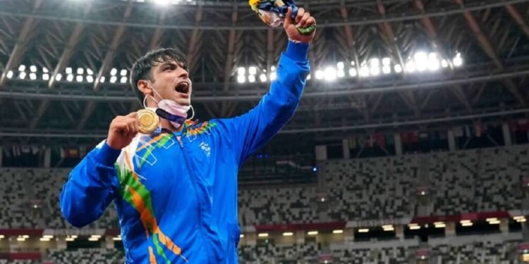 भारताचा प्रसिद्ध भालाफेकपटू नीरज चोप्राने सुवर्णपदक जिंकून रचला इतिहास !