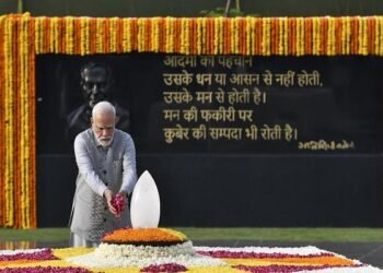 अटलबिहारी वाजपेयी यांच्या पुण्यतिथीनिमित्त पंतप्रधानांनी वाहिली आदरांजली
