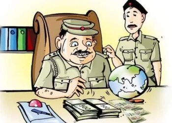 शेतकऱ्याकडून लाच घेताना पंढरपुरातील नायब तहसीलदार ‘एसीबी’ च्या जाळ्यात