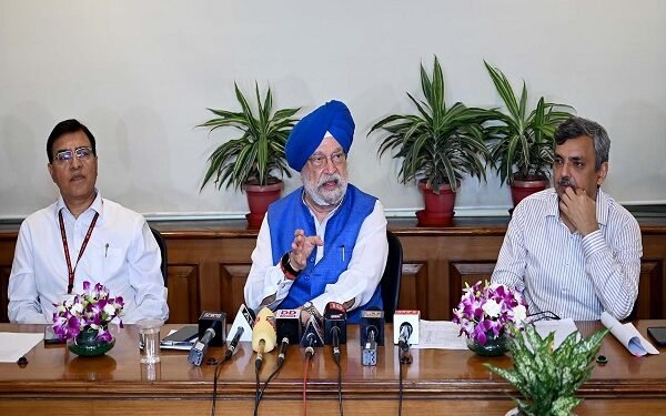 ‘एक तारीख एक घंटा एक साथ’चे आवाहन जगातील सर्वांत मोठा स्वयंसेवी उपक्रम ठरेल – हरदीप पुरी