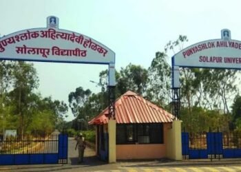 सोलापूर : प्रथम वर्षाचे निम्मे विषय राहिले, तरी मिळणार तृतीय वर्षाला प्रवेश