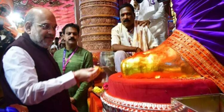 अमित शाह शनिवारी सहकुटुंब लालबागच्या चरणी