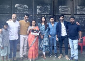 मिलिंद गुणाजींच्या मुलाचे दिग्दर्शनात पदार्पण