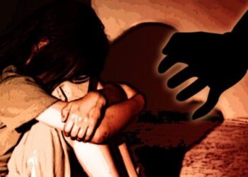 जेवायला घरी गेला, कोल्ड्रिंकमधून गुंगीचं औषध पाजलं, अन् पोलीस शिपाई महिलेसोबत आक्रित घडलं