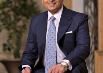 ‘काव्या’ मालिकेत विनय जैन साकारत आहेत काव्याच्या मार्गदर्शकाची भूमिका