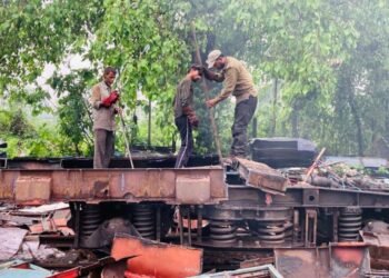 मध्य रेल्वेला भंगार विक्रीतून १५०.८१ कोटी रुपयांचा महसूल