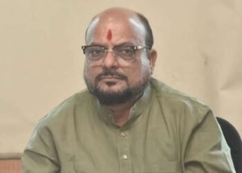 मंत्री गुलाबराव पाटील, गिरीष महाजन यांच्या उपस्थितीत जळगाव जिल्हा नियोजनाचा आढावा