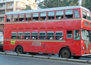 शेवटच्या नॉन एसी डबलडेकरचा मुंबईकरांना निरोप; उद्या शेवटची बस धावणार