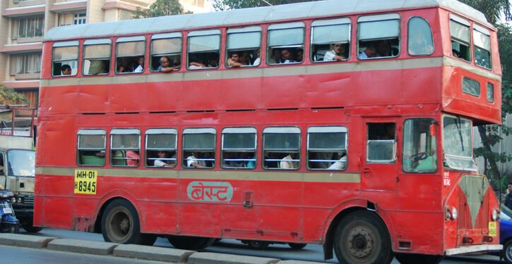 शेवटच्या नॉन एसी डबलडेकरचा मुंबईकरांना निरोप; उद्या शेवटची बस धावणार