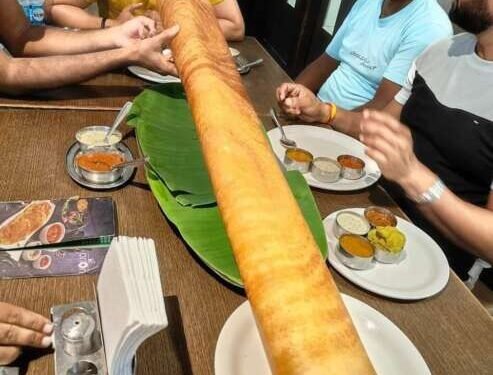 तात्यांच्या ह्या फोटोला सुंदर कॅप्शन सुचवा