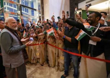 इंडोनेशियात पंतप्रधान मोदींचे भव्य स्वागत