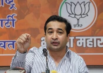 LIVE : पुण्यात हाय व्होल्टेज ड्रामा.. नितेश राणेंनी केली कापण्याची भाषा लाइव्ह…